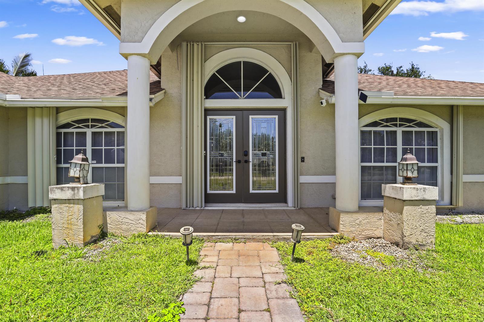 13885 Sheffield Street, Wellington FL 33414 photo 4