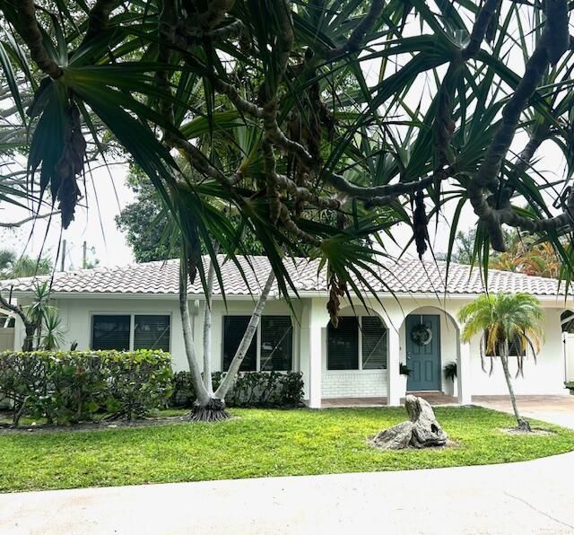 631 Linnet Circle, Delray Beach FL 33444