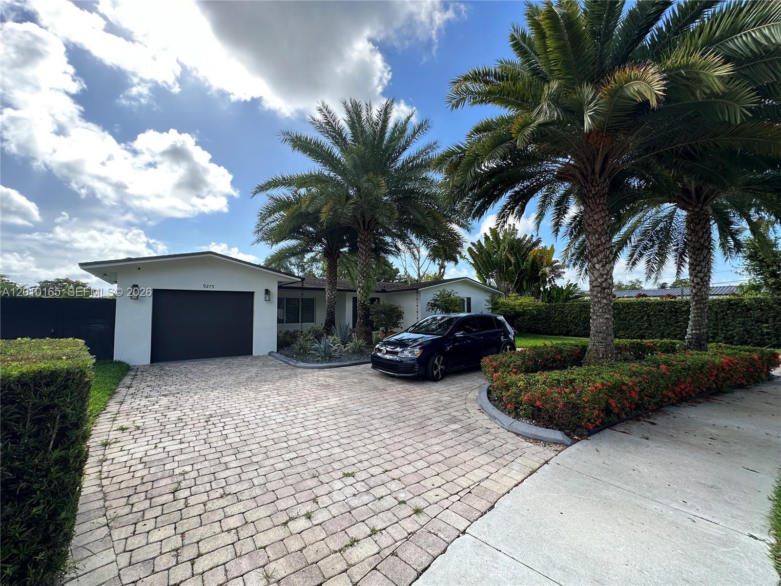 9275 SW 67th St, Miami FL 33173