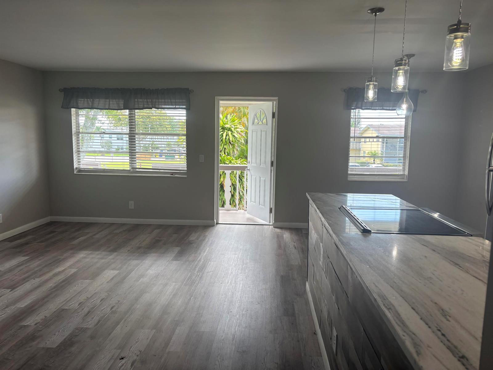 311 Chatham # 311, West Palm Beach FL 33417 photo 3