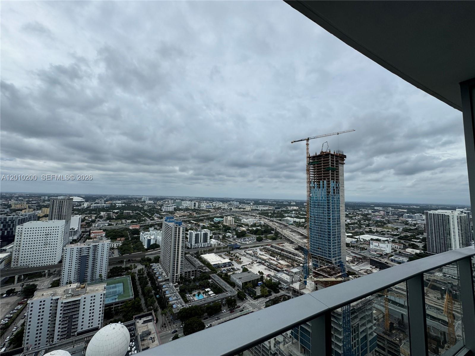 851 NE 1st Ave # 3806, Miami FL 33132 photo 4