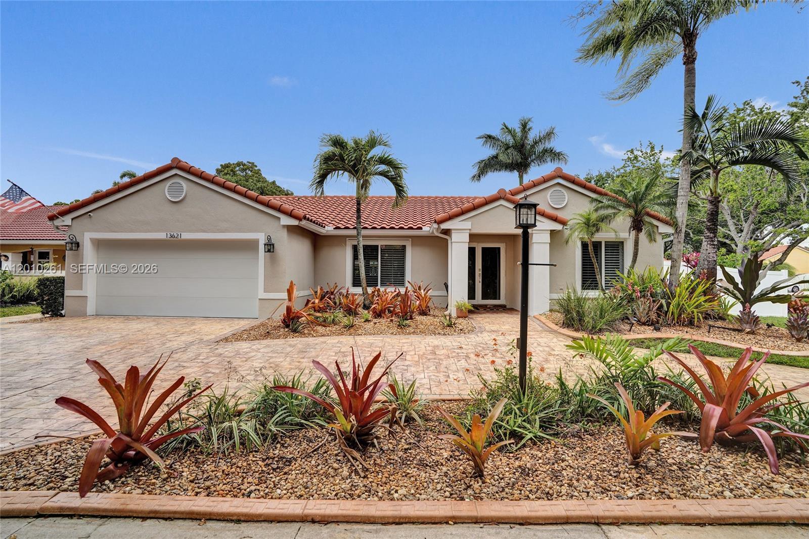 13621 SW 18th St, Miramar FL 33027 photo 2