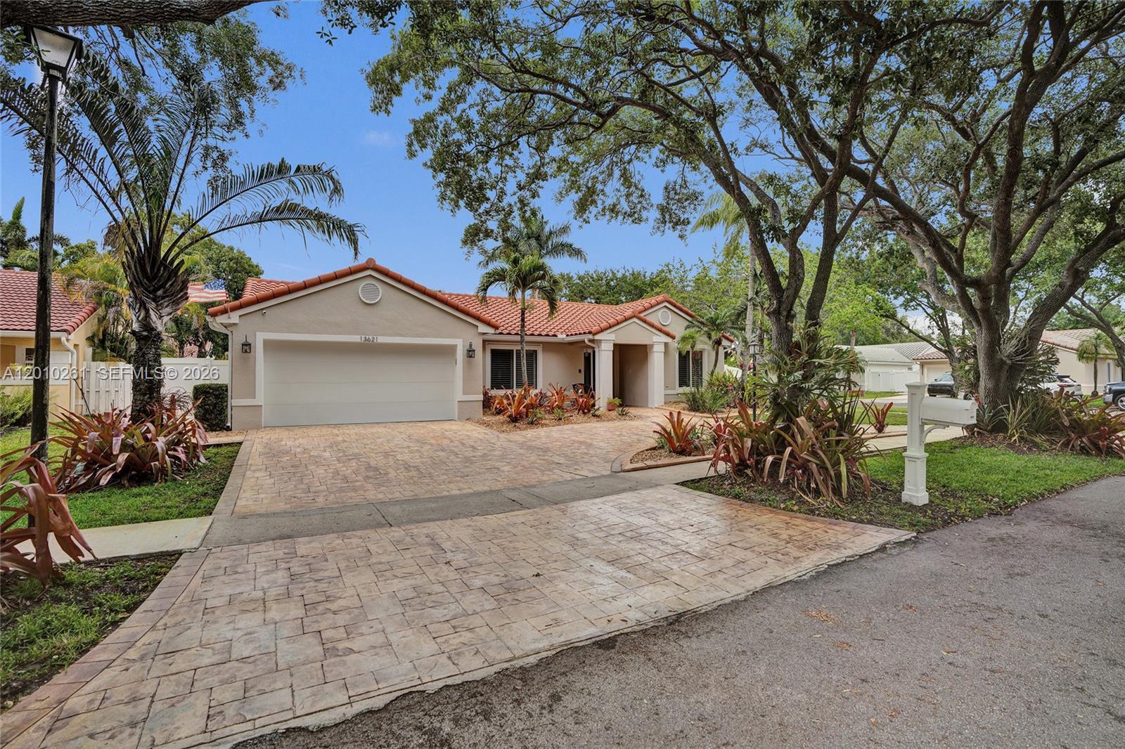 13621 SW 18th St, Miramar FL 33027 photo 3