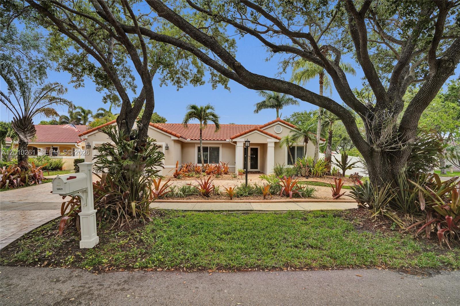 13621 SW 18th St, Miramar FL 33027 photo 5