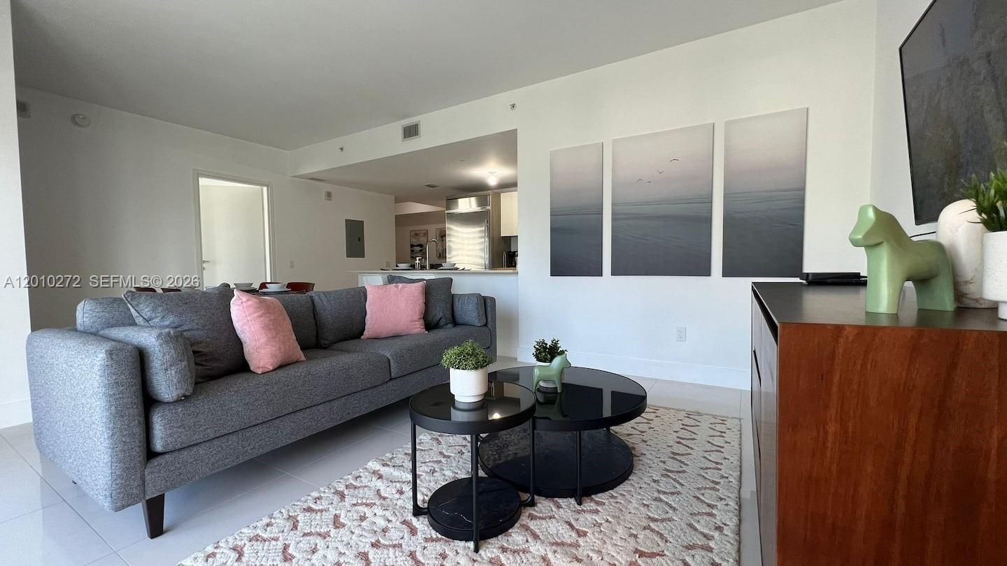 1300 Brickell Bay Dr # 3400, Miami FL 33131 photo 2