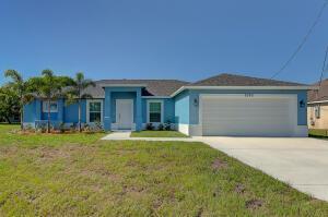 2352 SW Plum Court, Port St. Lucie FL 34953