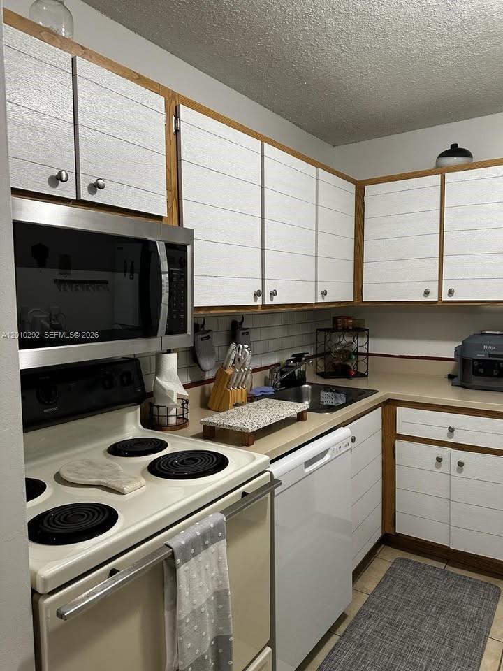 7220 NW 179th St # 111, Hialeah FL 33015 photo 4