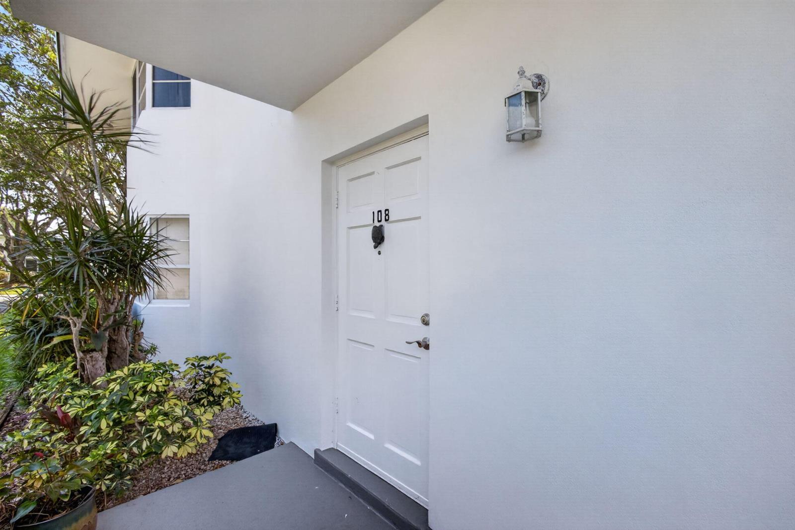6 Garden Street E # 108p, Tequesta FL 33469 photo 3