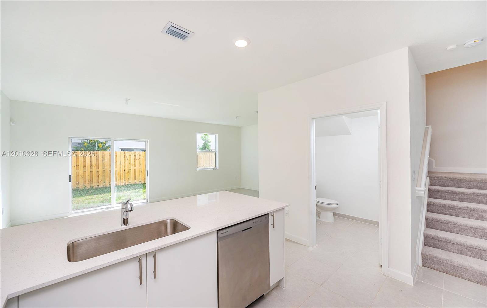 2642 SE 10 street, Homestead FL 33035 photo 5