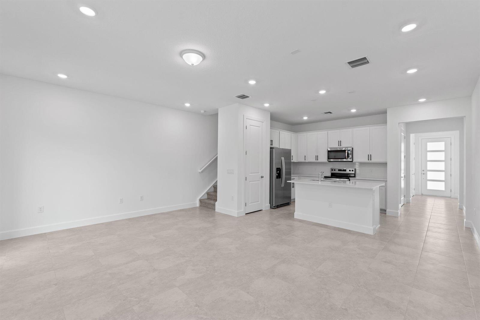 4291 Efendi Drive, Lantana FL 33462 photo 3