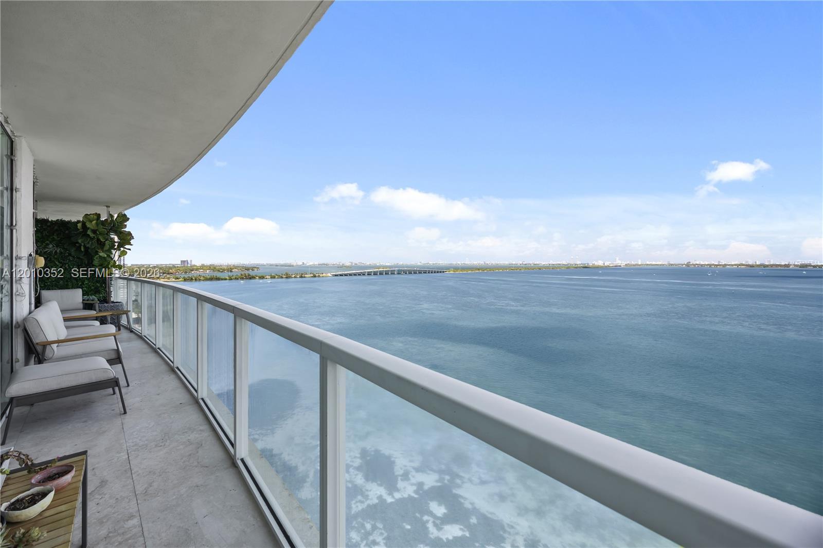 665 NE 25th St # 1503, Miami FL 33137 photo 5