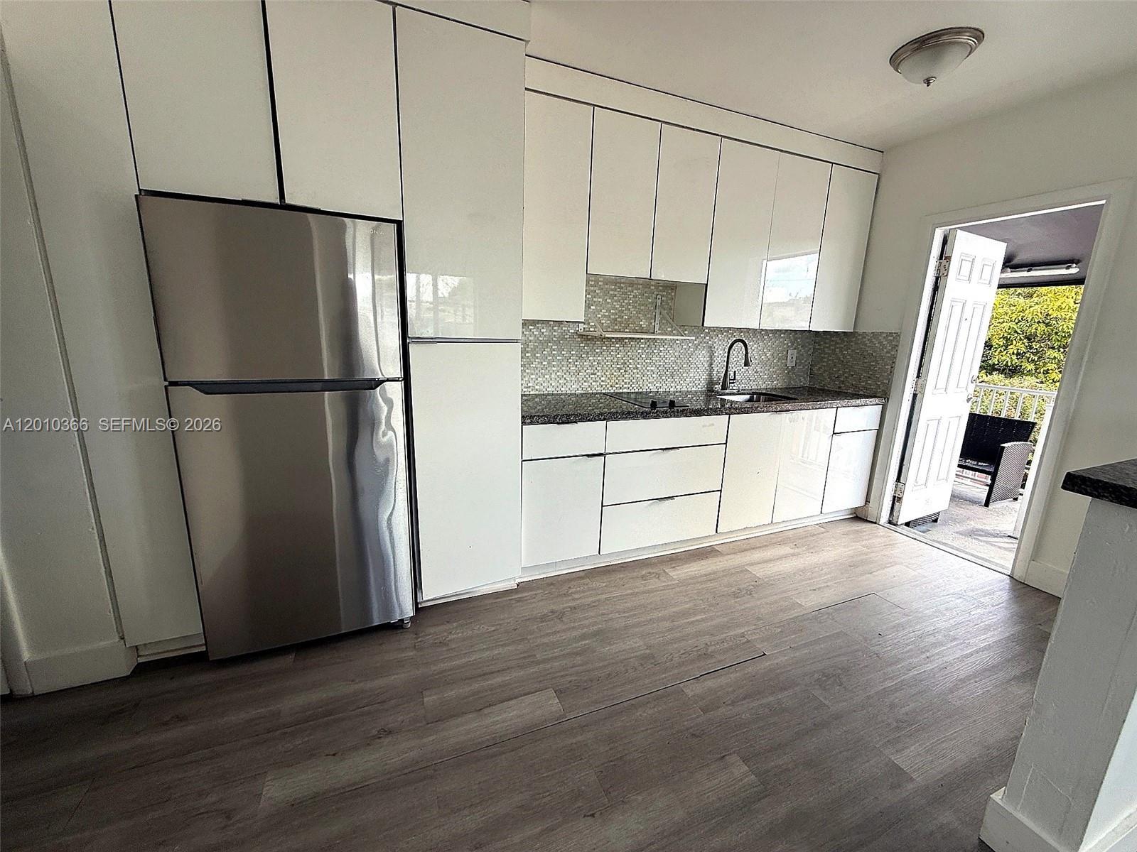 1885 SW 4th St # 3, Miami FL 33135