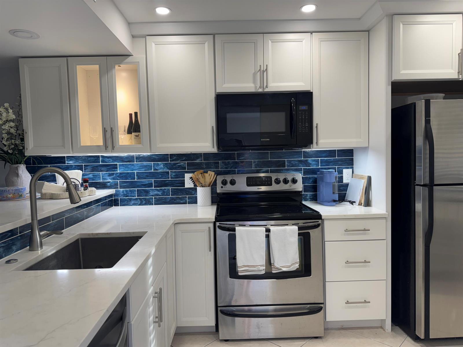 401 Ocean Bluffs Boulevard # 303, Jupiter FL 33477 photo 3
