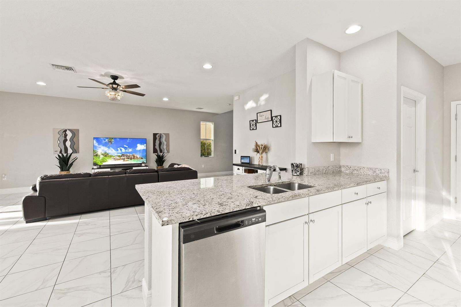1962 NW Cataluna Circle, Port St. Lucie FL 34986 photo 5