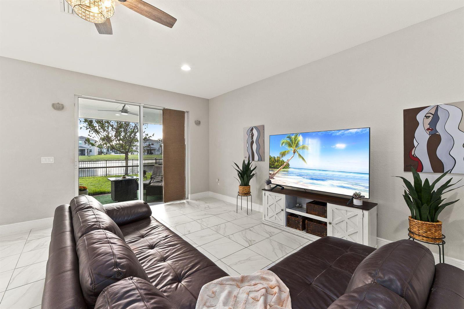 1962 NW Cataluna Circle, Port St. Lucie FL 34986 photo 4