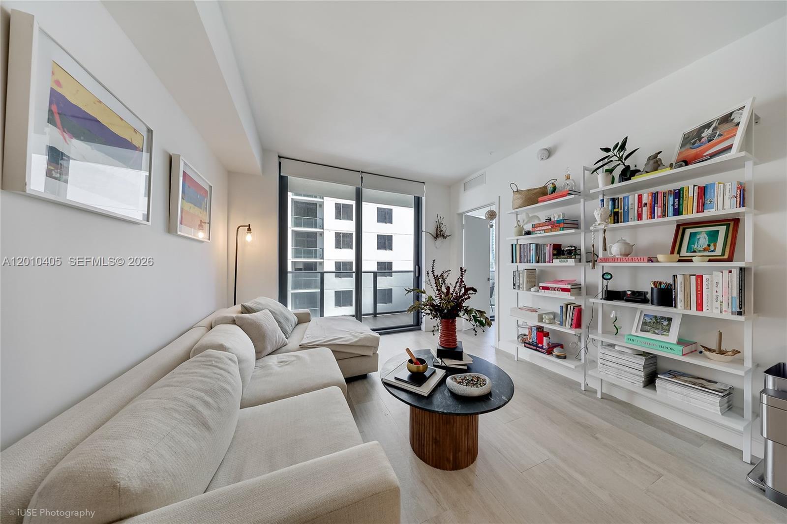 55 SW 9th St # 2109, Miami FL 33130 photo 3