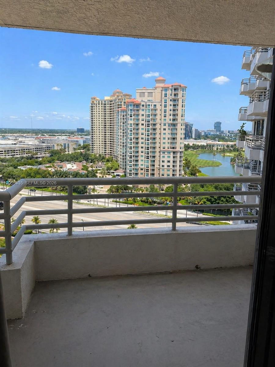 3300 NE 191st St # 1803, Aventura FL 33180