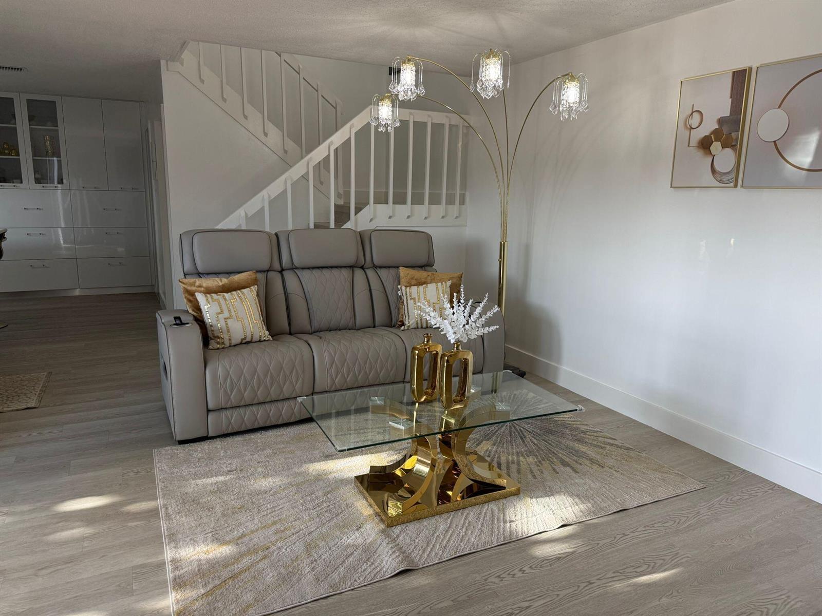 21 Lake Arbor Drive, Palm Springs FL 33461 photo 3