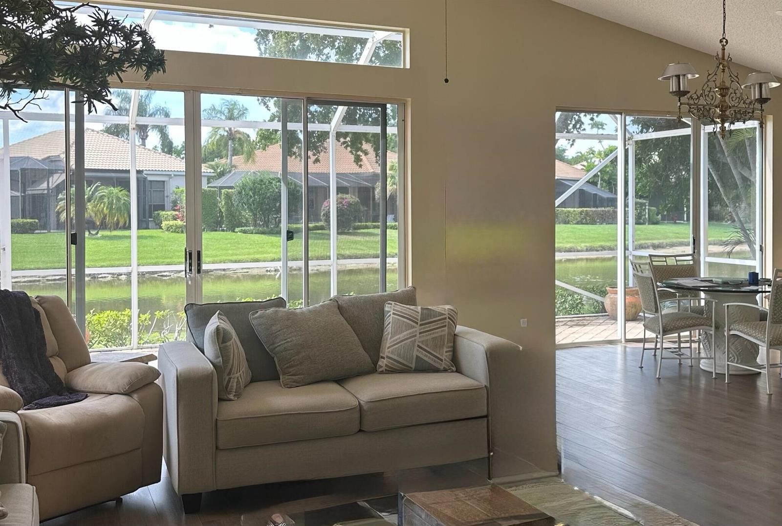 4554 Carlton Golf Drive, Lake Worth FL 33449