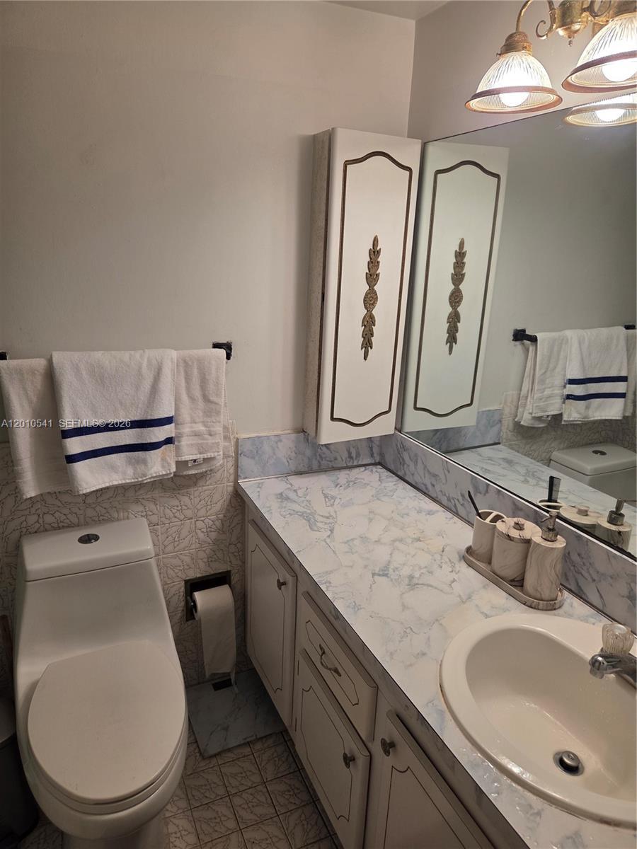 1817 S Ocean Dr # 325, Hallandale Beach FL 33009 photo 4