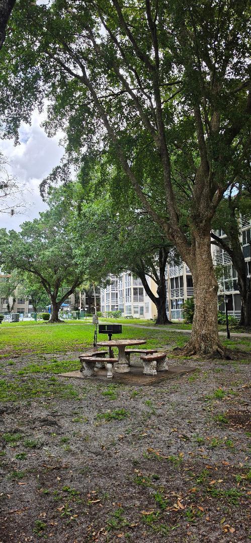 2600 NW 49th Avenue # 409, Lauderdale Lakes FL 33313 photo 4
