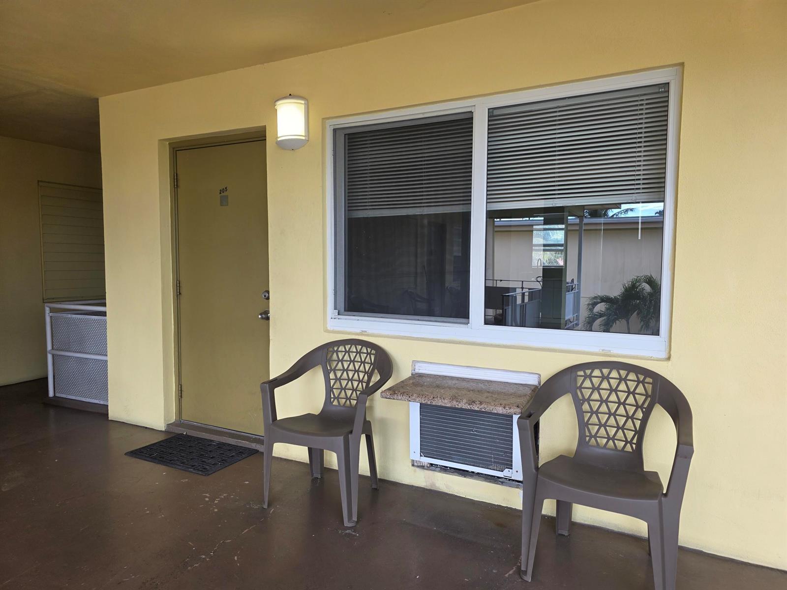 911 N Federal Highway # 205, FL 33460 photo 3