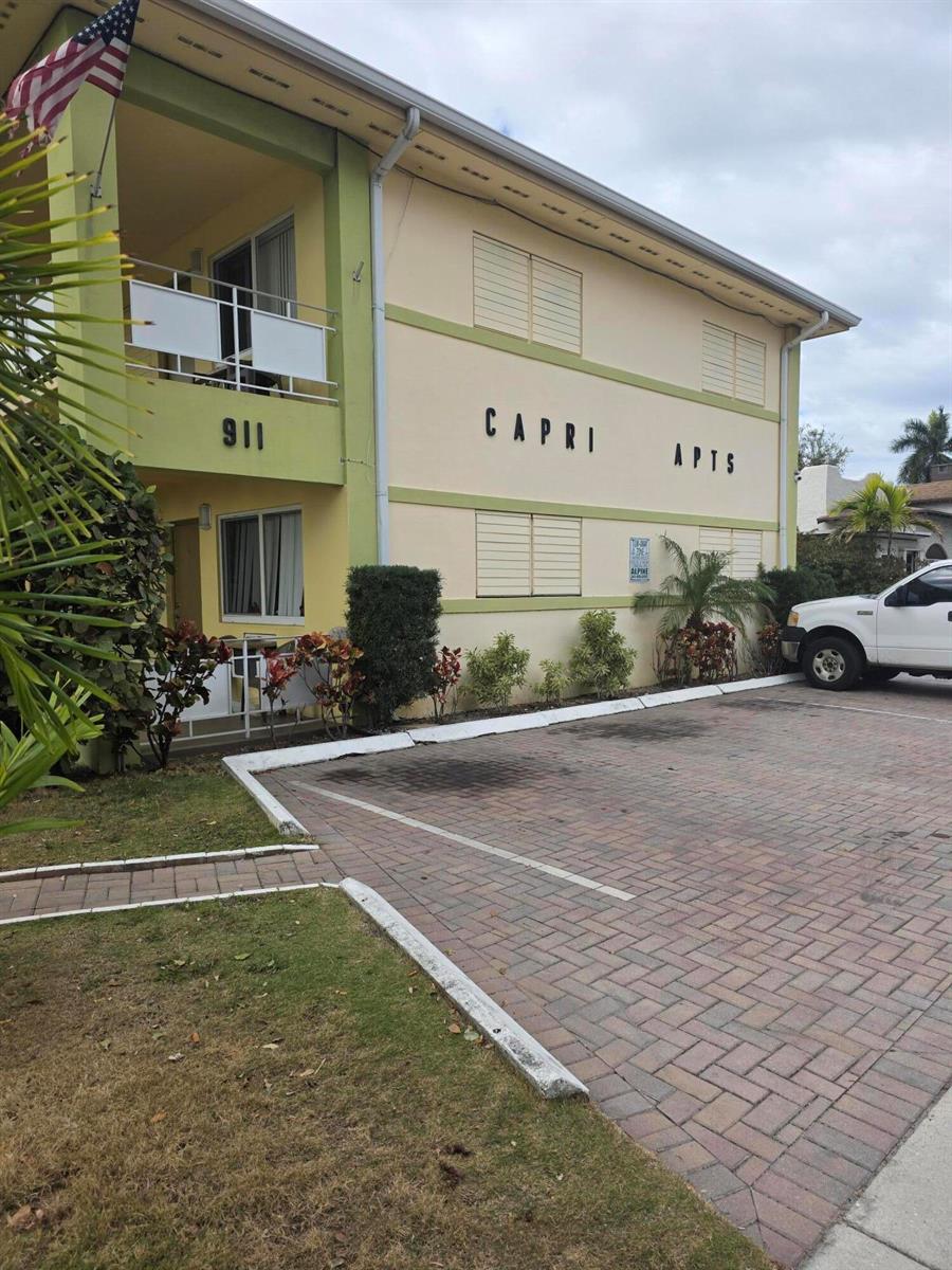 911 N Federal Highway # 205, FL 33460