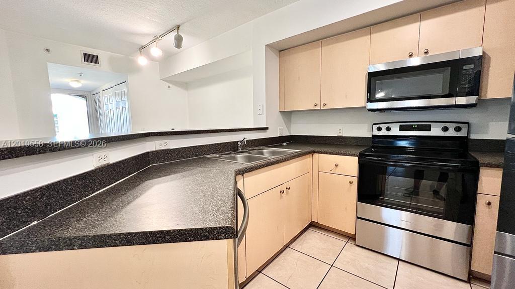 4241 San Marino Boulevard # 108, West Palm Beach FL 33409 photo 4