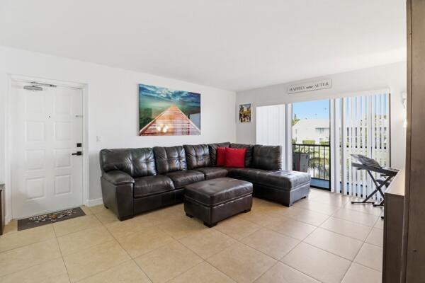 1111 Green Pine Boulevard # G2, West Palm Beach FL 33409 photo 5
