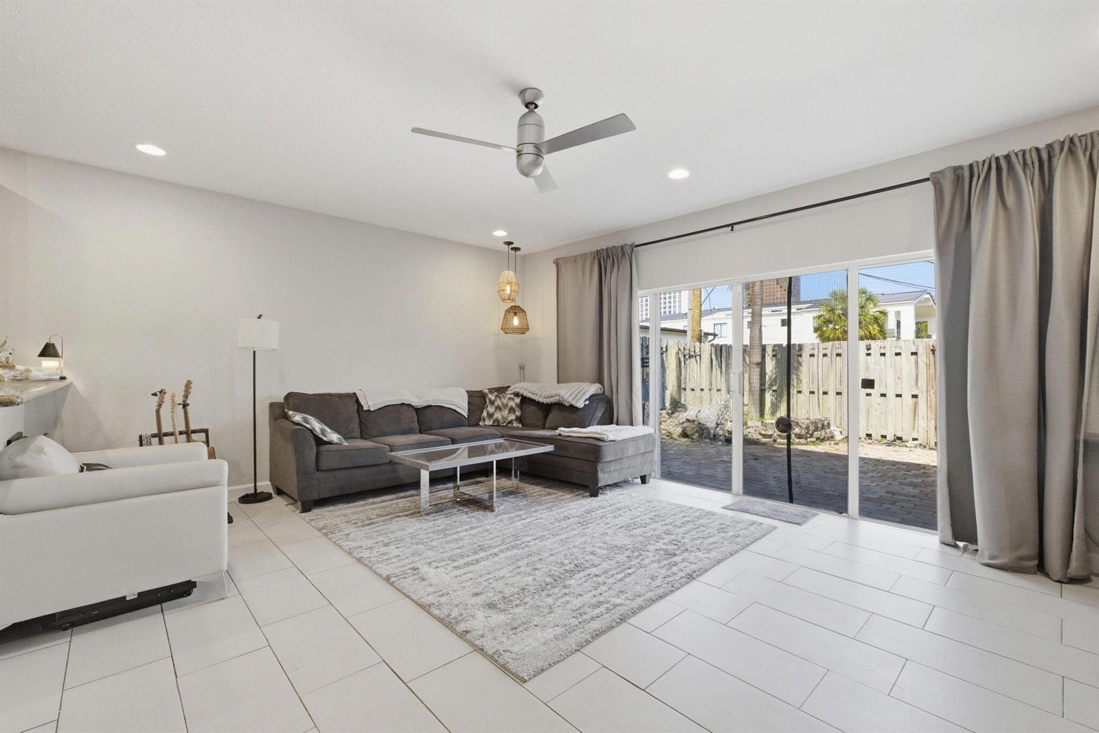 710 SW 4th Avenue, Fort Lauderdale FL 33315 photo 5