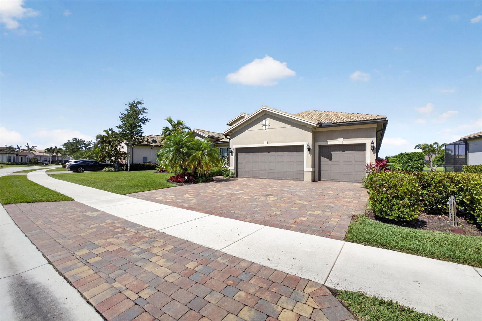 249 Sonoma Isles Circle, Jupiter FL 33478 photo 3