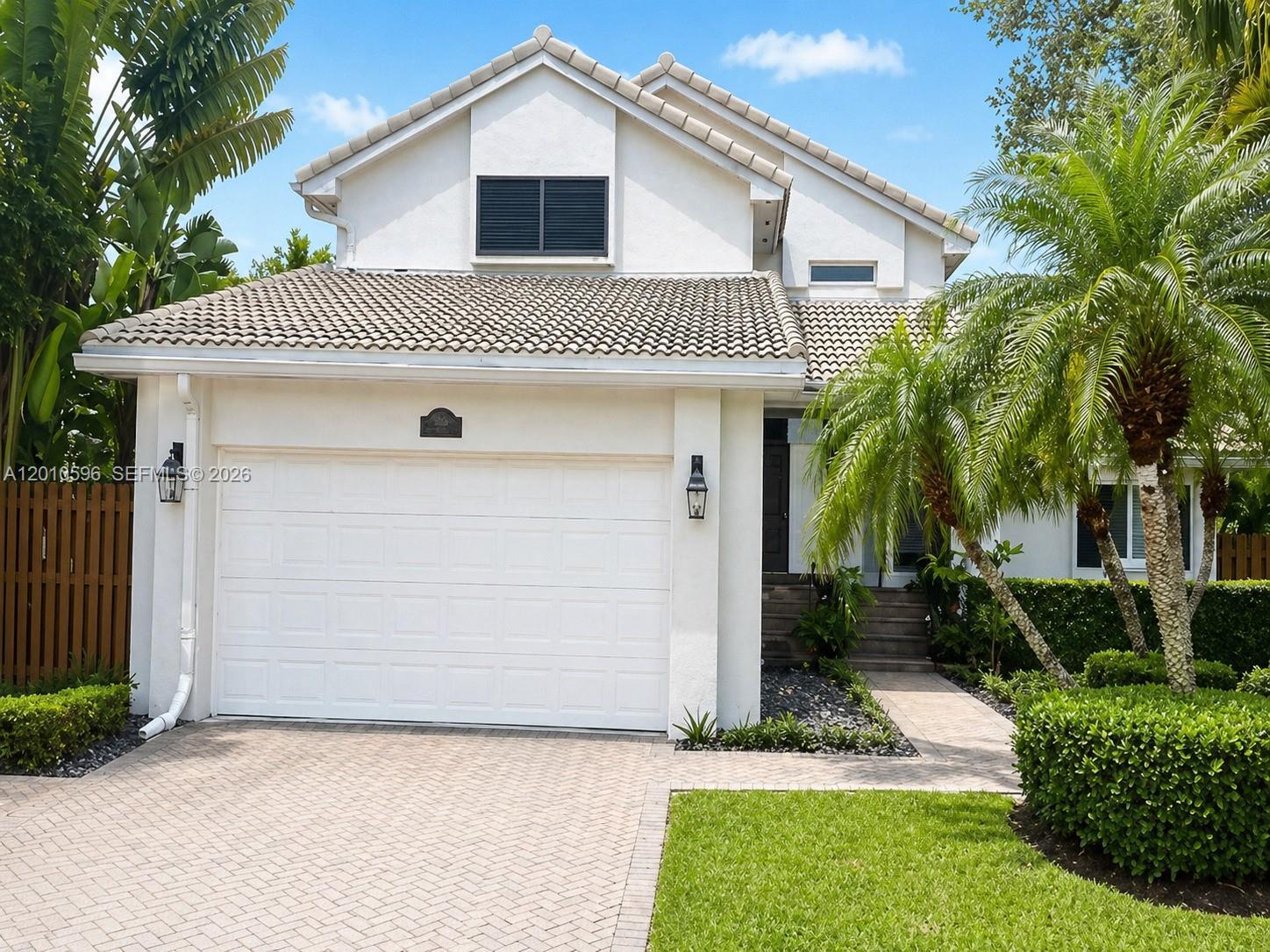 2081 Augusta, Weston FL 33326