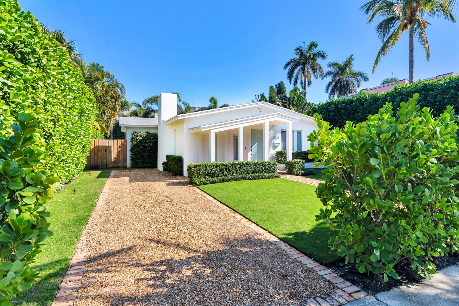 3210 Vincent Road, West Palm Beach FL 33405 photo 4