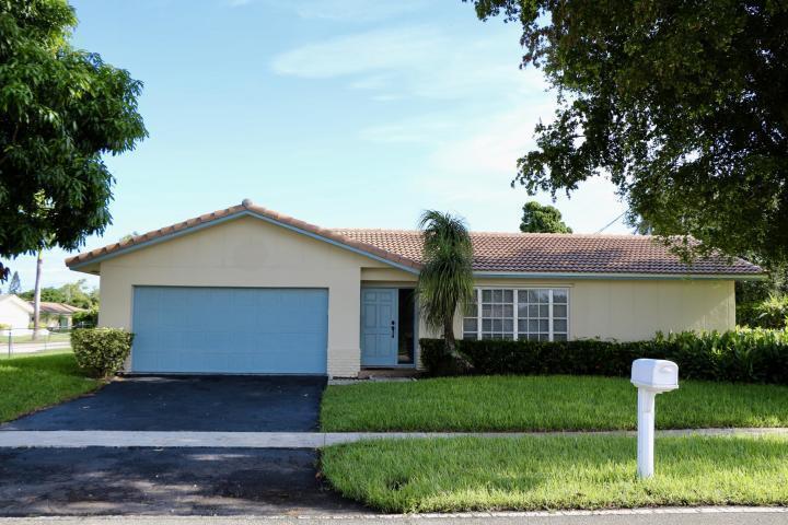 9 Burning Tree Lane, Boca Raton FL 33431 photo 2