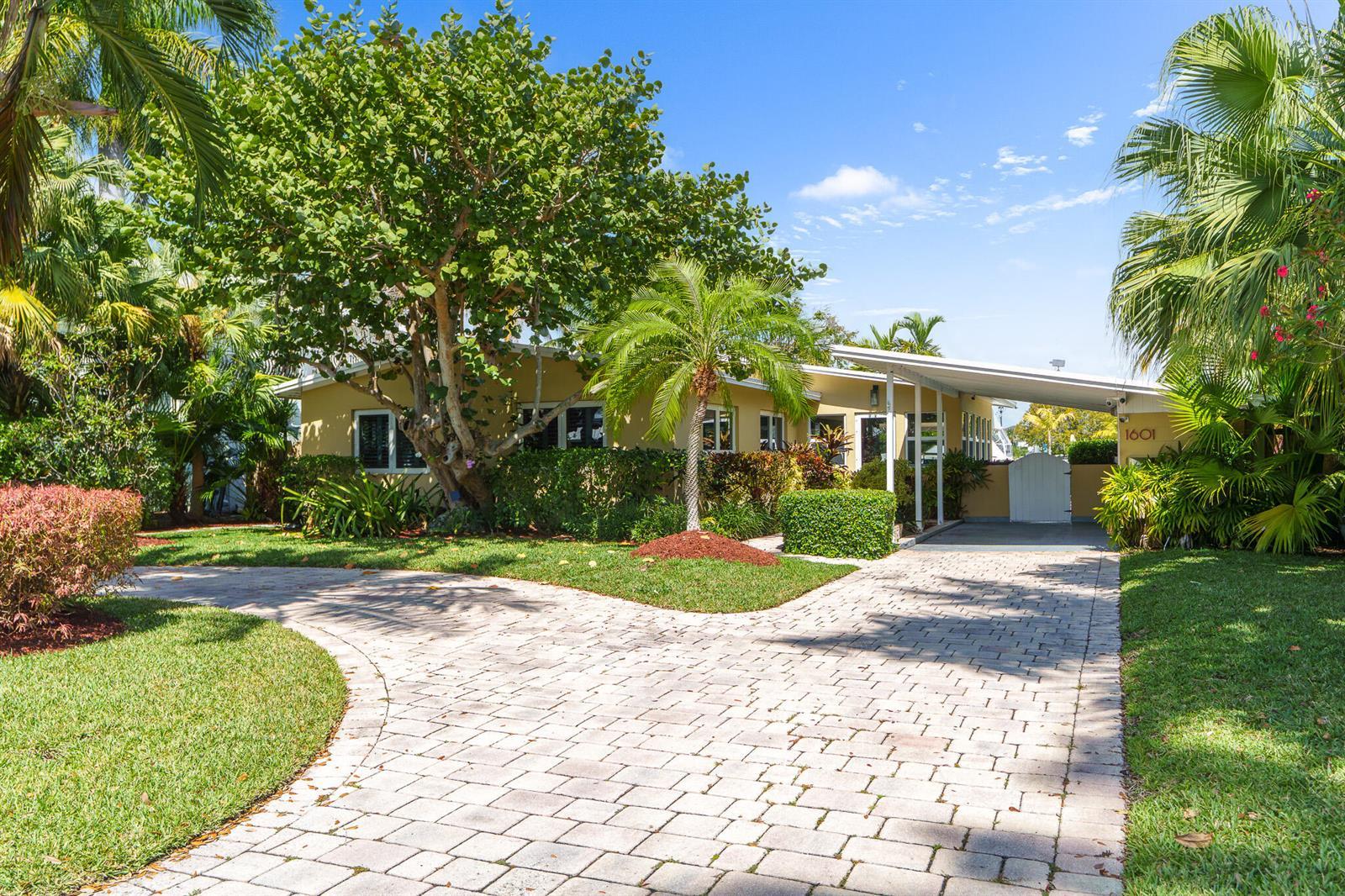 1601 SE 12th Court, Fort Lauderdale FL 33316