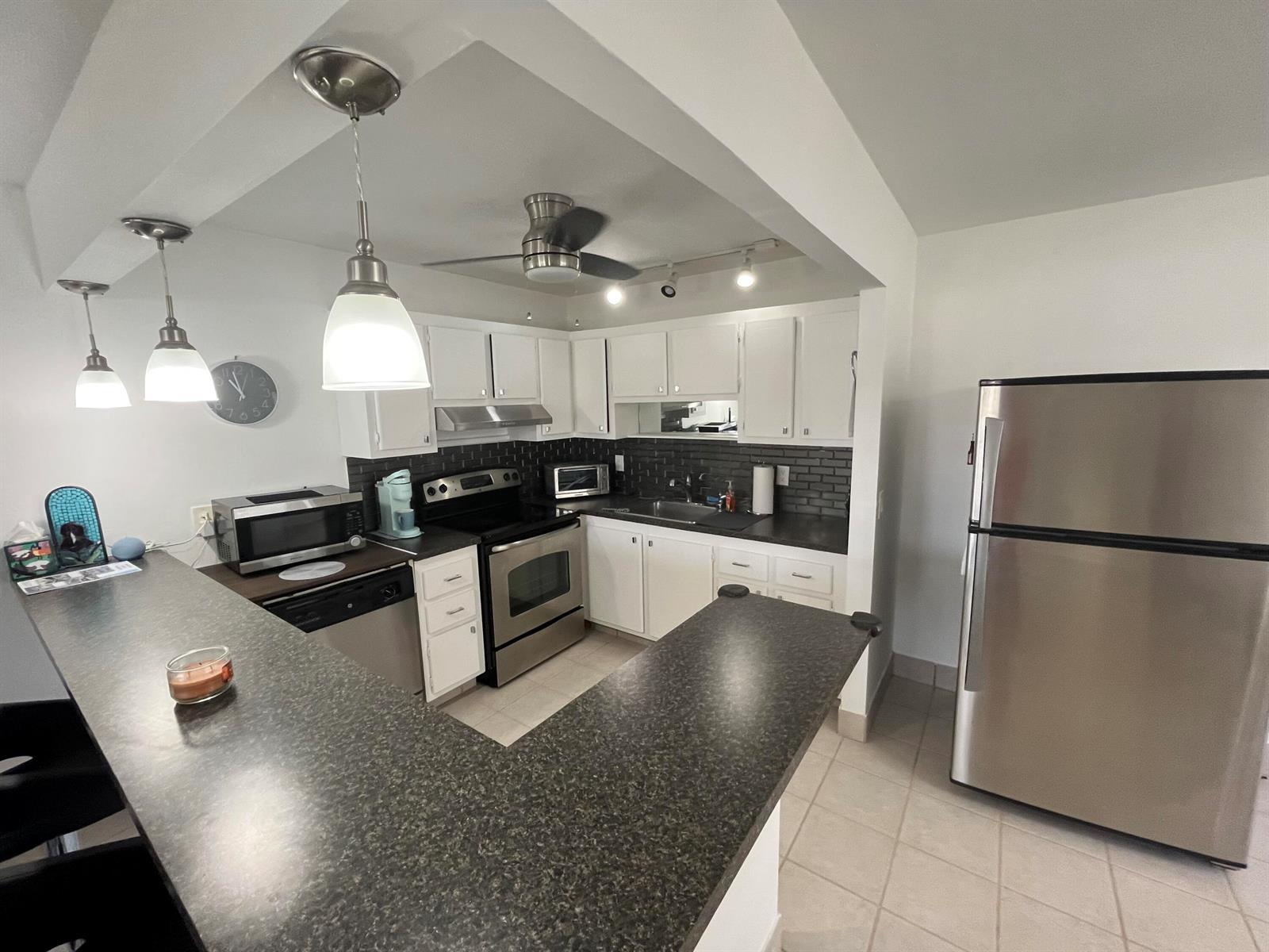 114 Waterford E # 114, Delray Beach FL 33446 photo 2