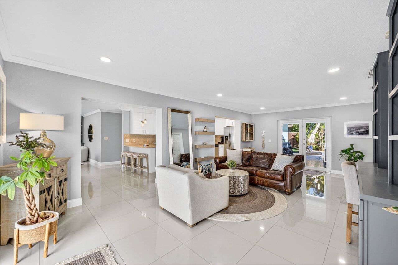 1581 SE 4th Court, Deerfield Beach FL 33441 photo 3