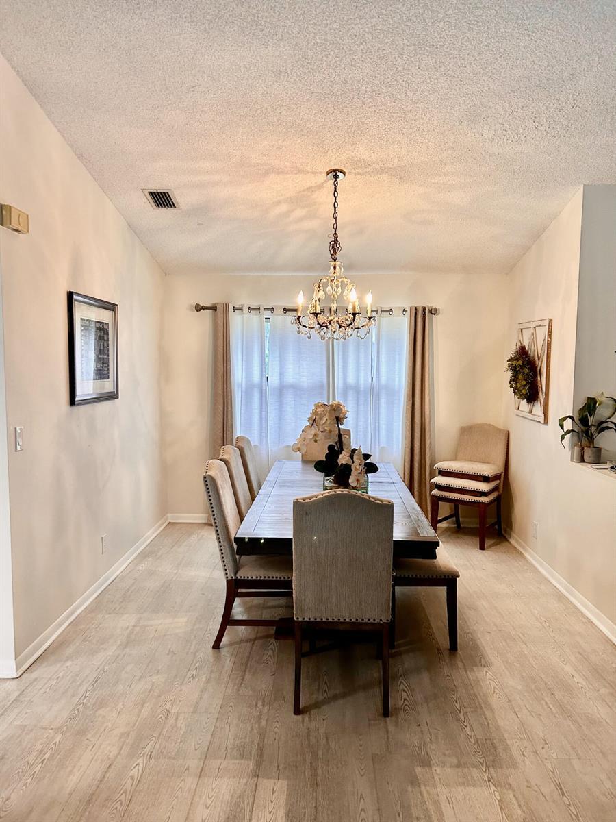 2153 Amesbury Circle, Wellington FL 33414 photo 4