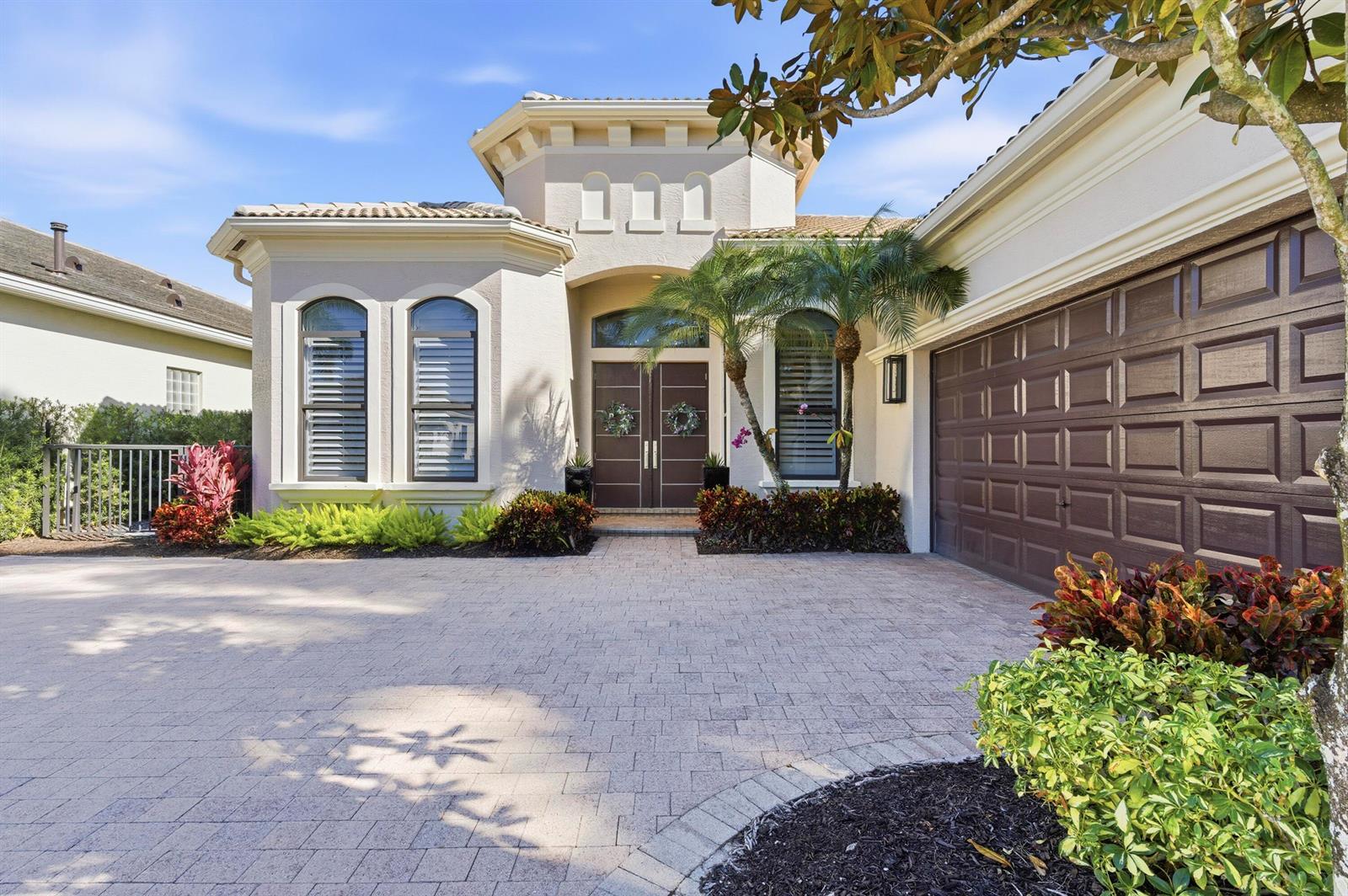 345 Vizcaya Drive, Palm Beach Gardens FL 33418 photo 2