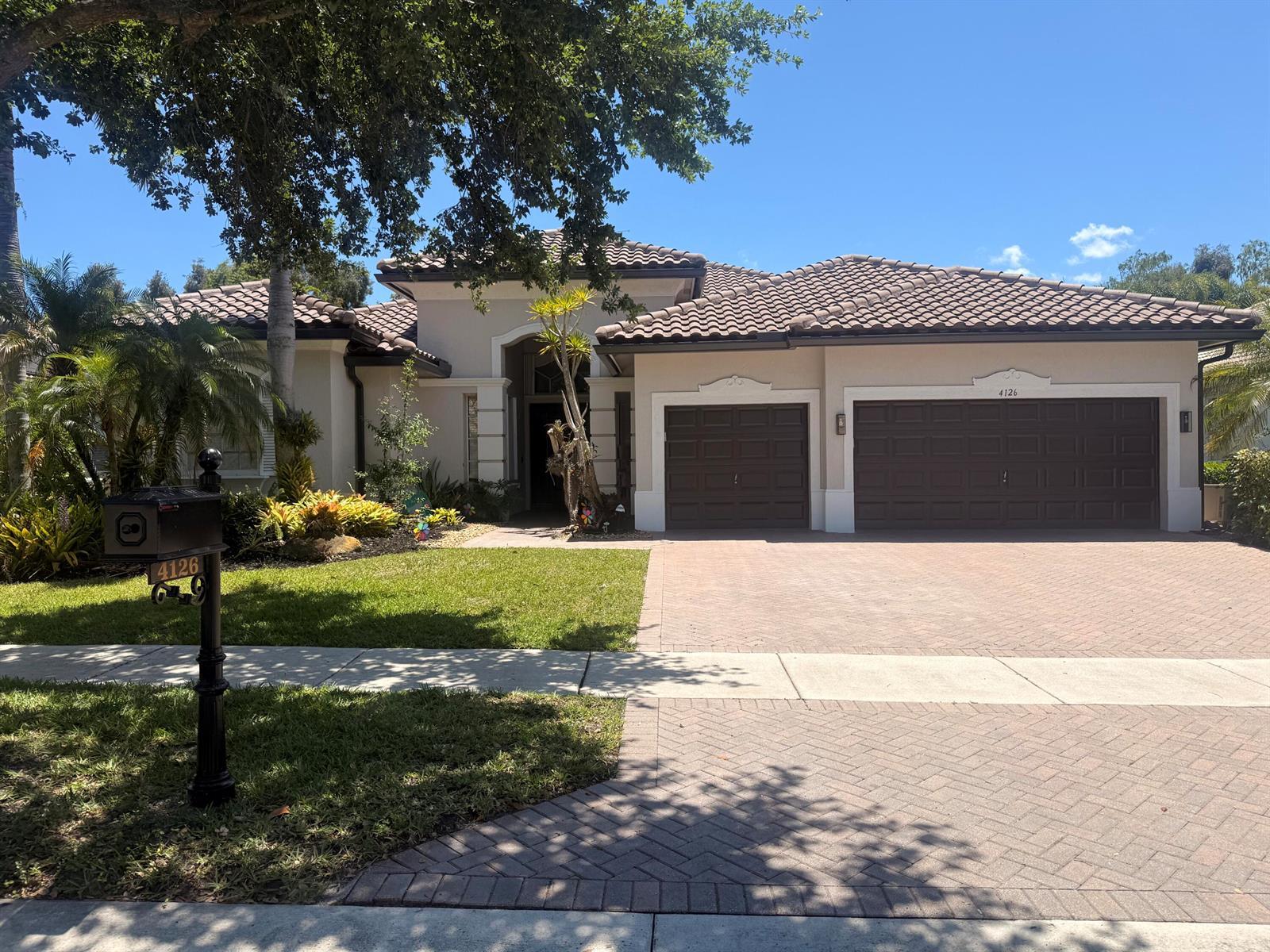 4126 Cedar Creek Ranch Circle, Lake Worth FL 33467 photo 2