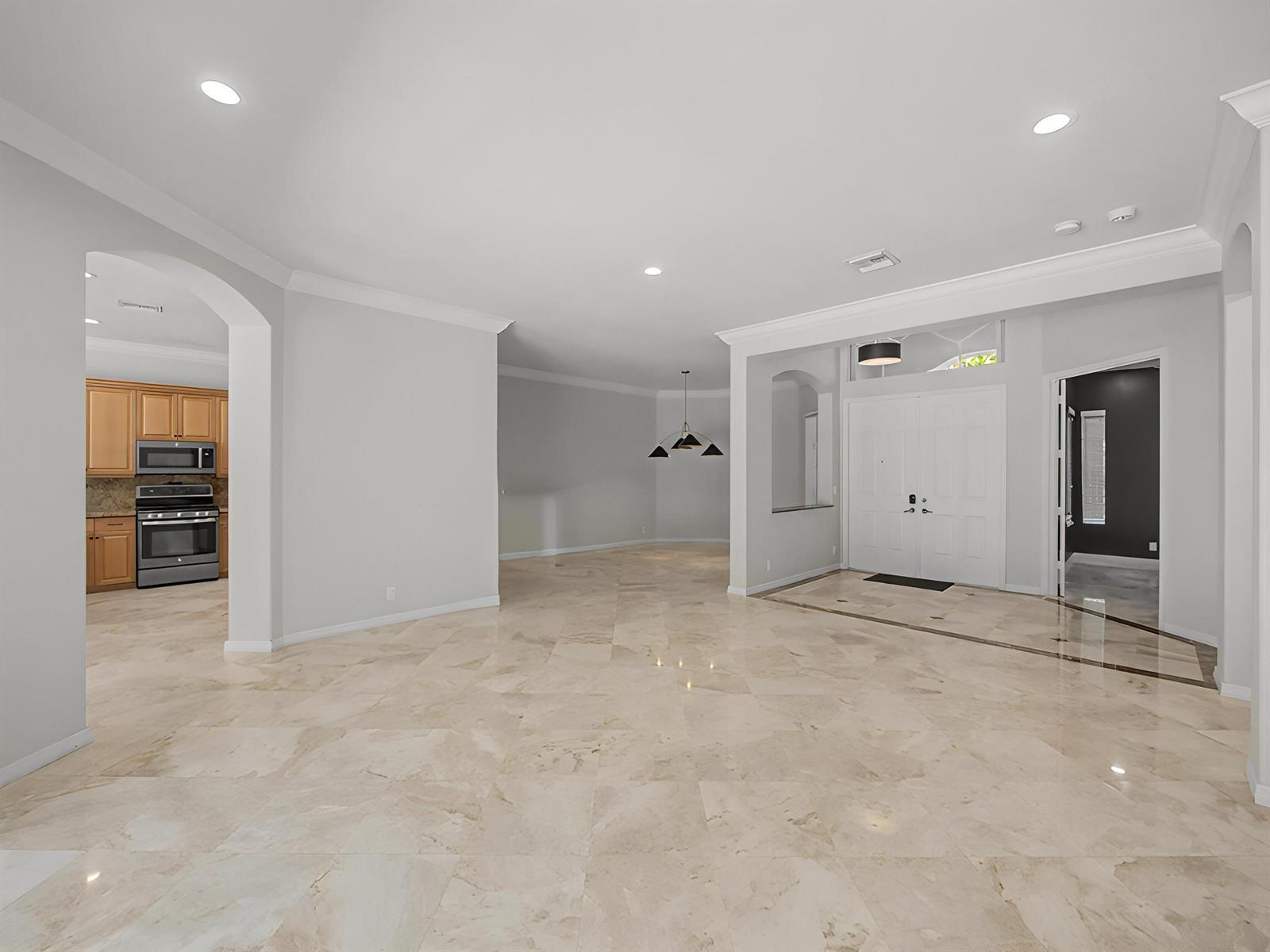 4126 Cedar Creek Ranch Circle, Lake Worth FL 33467 photo 3