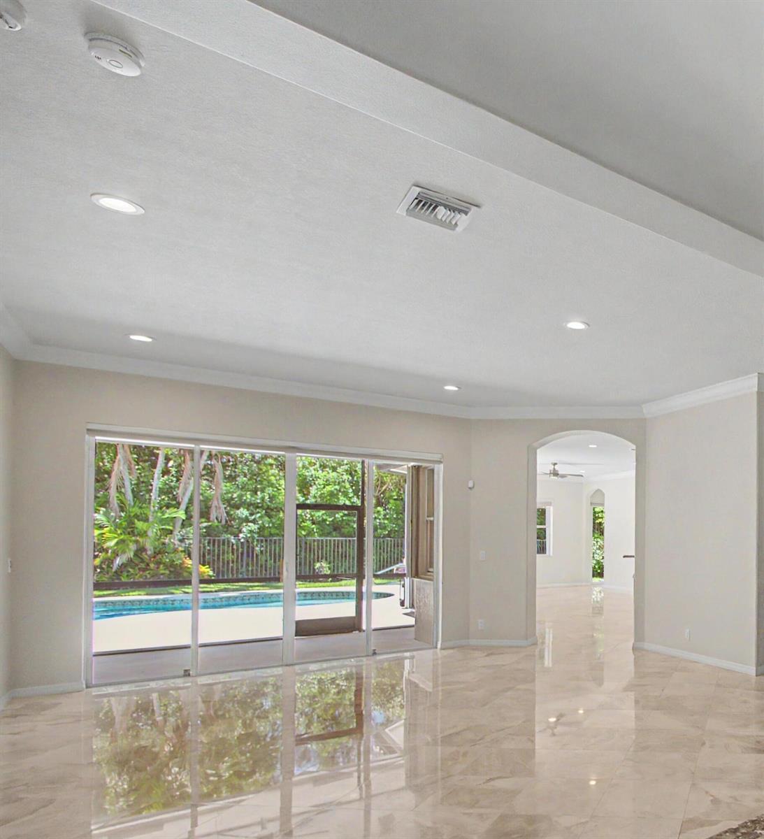 4126 Cedar Creek Ranch Circle, Lake Worth FL 33467 photo 5