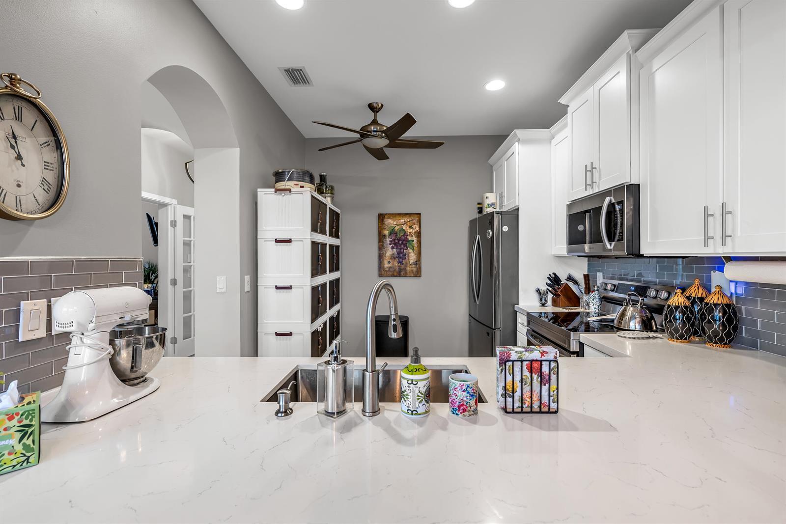 6407 Bella Circle # 403, Boynton Beach FL 33437 photo 5