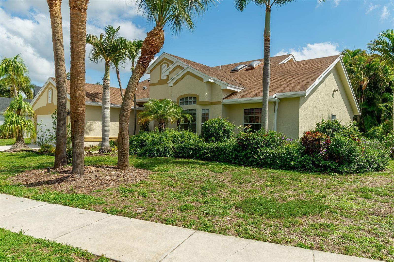 1070 Sweet Briar Place, Wellington FL 33414