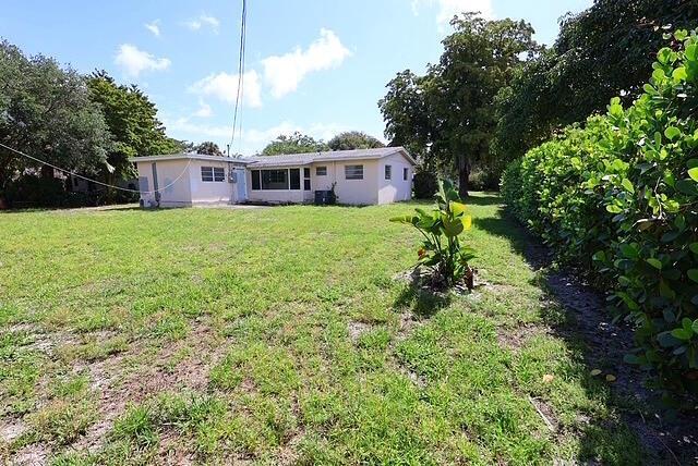 151 Henning Drive, West Palm Beach FL 33406 photo 5