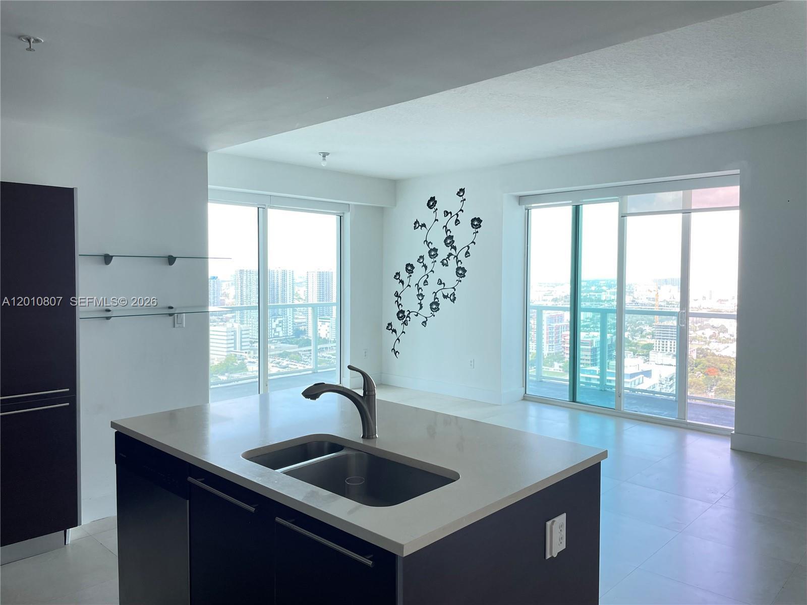 1900 N Bayshore Dr # 3311, Miami FL 33132 photo 3