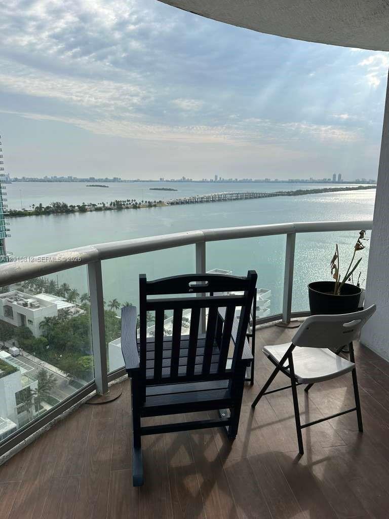 480 NE 30th St # 2102, Miami FL 33137