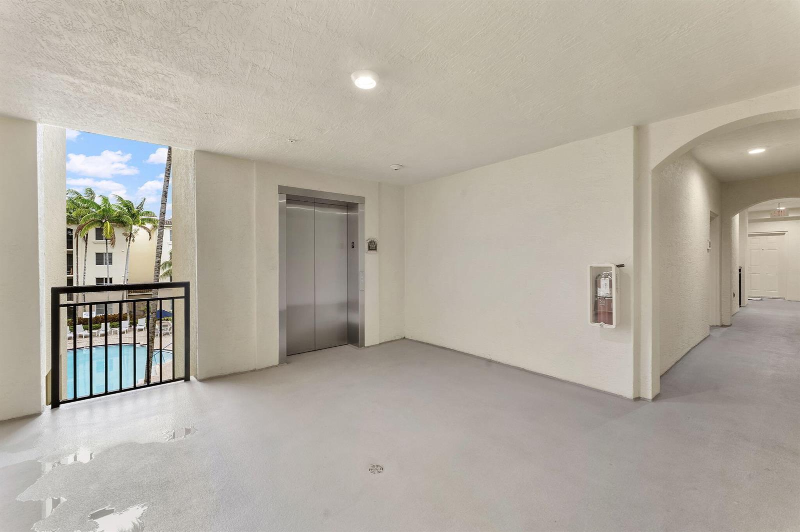 2 Renaissance Way # 305, Boynton Beach FL 33426 photo 4