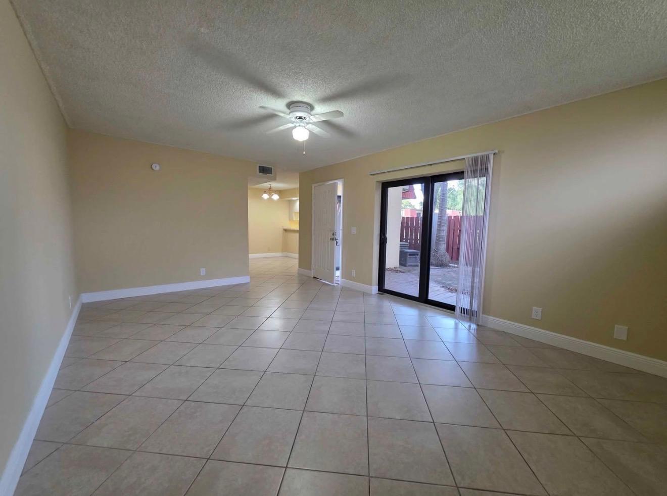 3928 Victoria Drive, West Palm Beach FL 33406 photo 5