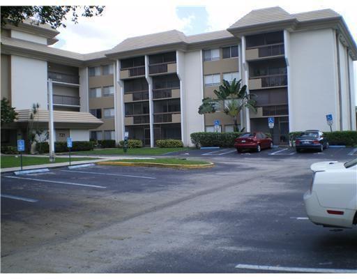 711 N Pine Island Road # 213, Plantation FL 33324